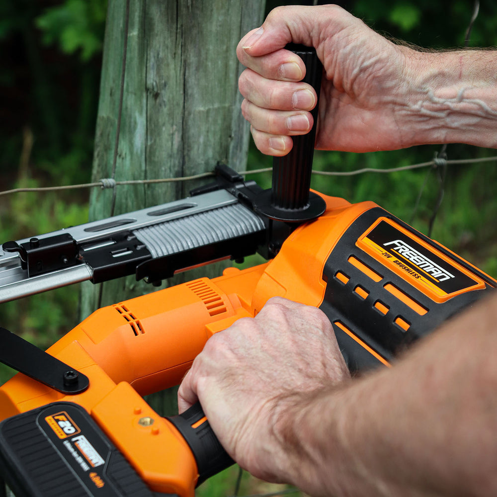20V Cordless and Brushless 9-Gauge 2" Fencing Stapler Kit
