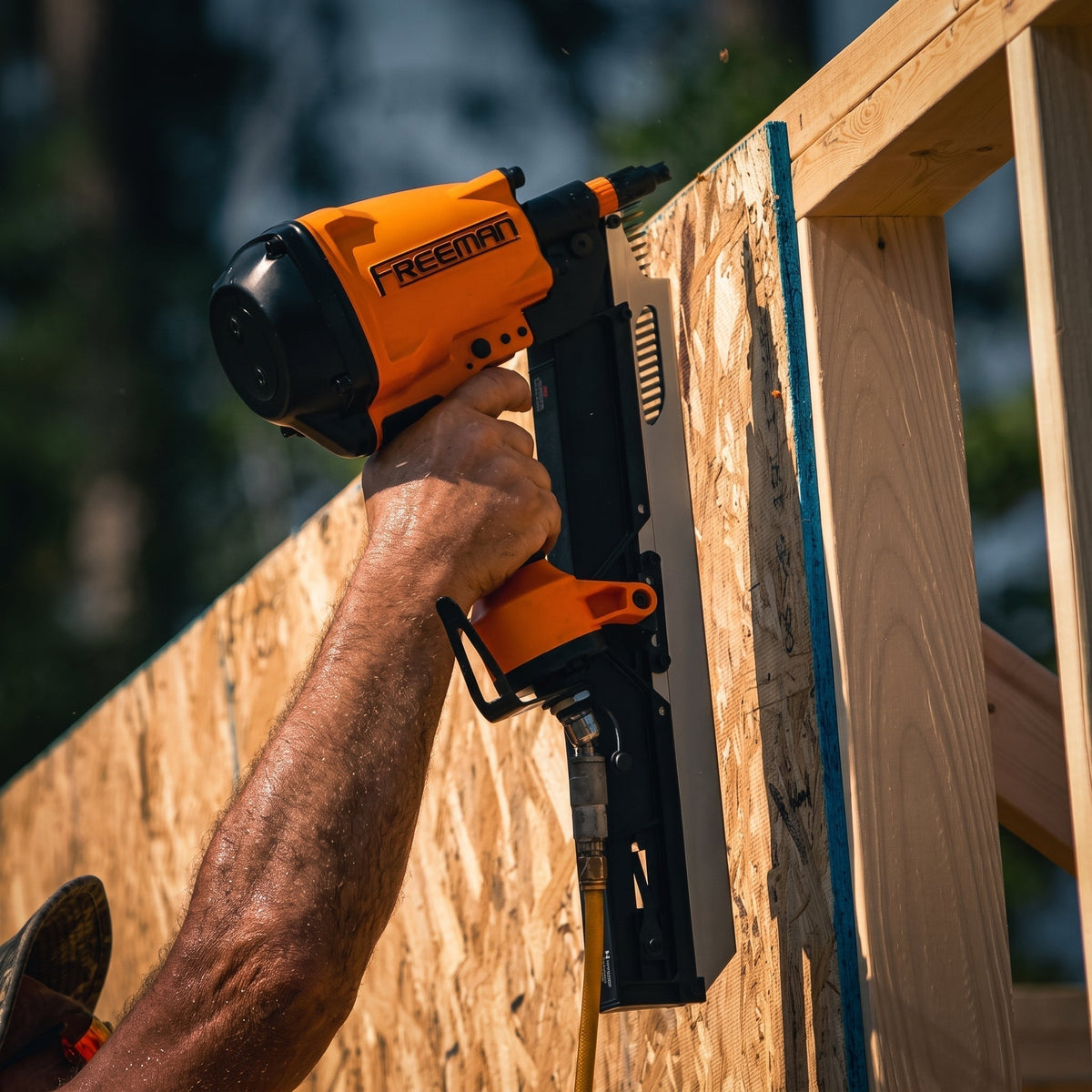 G22183CLW Compact Lightweight Pneumatic 21 Degree 3-1/4" Framing Nailer (2nd Generation)