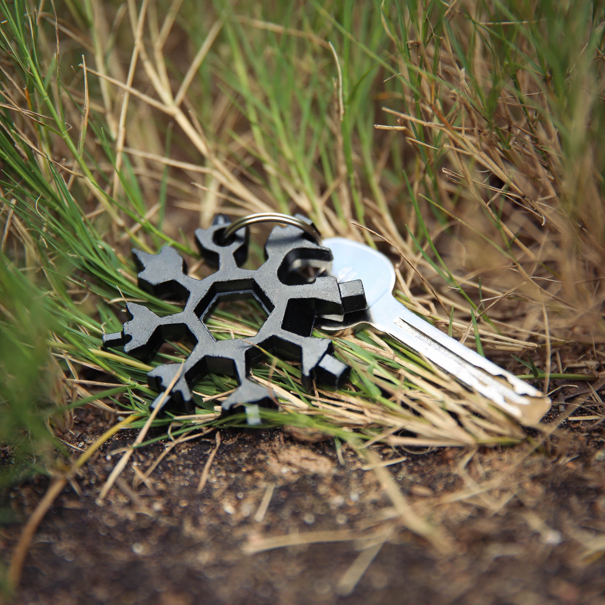 18-in-1 Snowflake Multi-Tool Keychain Set (2-Pack) – Freeman Tools