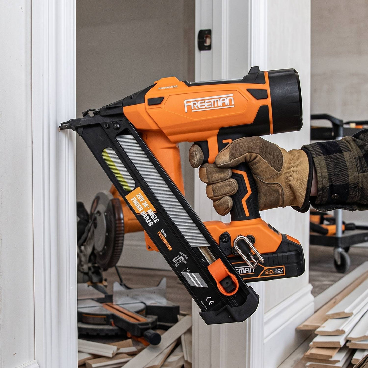 20V Cordless and Brushless 34° 2-1/2" Angle Finish Nailer Kit