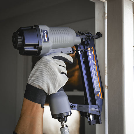 Pneumatic 16-Gauge 2-1/2" Straight Finish Nailer